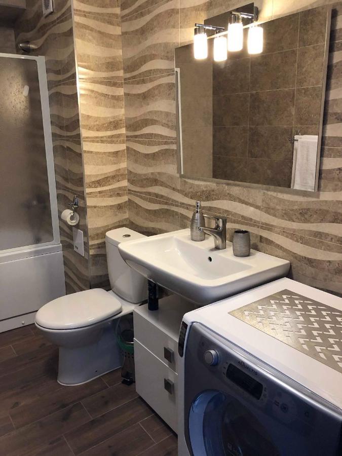 Apartament Studio Jadis 1 Oradea Buitenkant foto