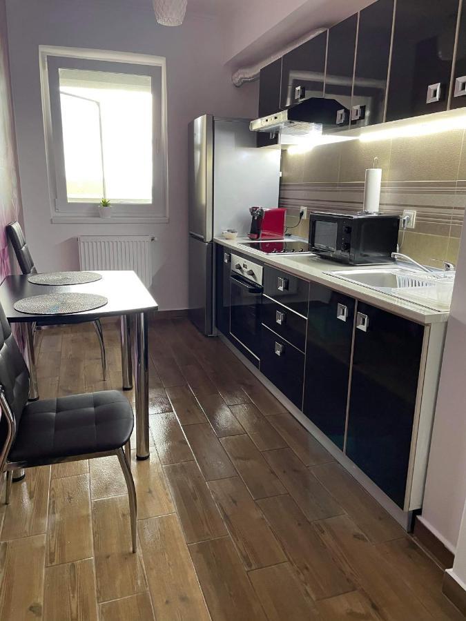 Apartament Studio Jadis 1 Oradea Buitenkant foto