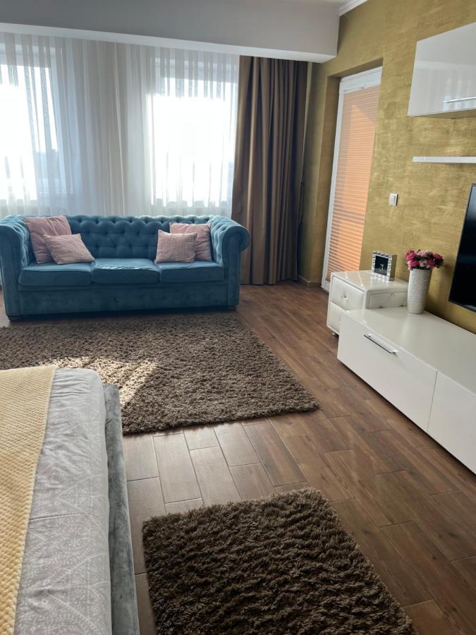 Apartament Studio Jadis 1 Oradea Buitenkant foto