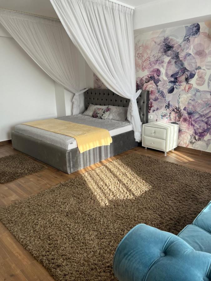 Apartament Studio Jadis 1 Oradea Buitenkant foto