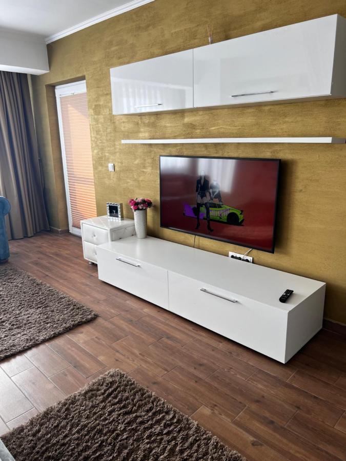 Apartament Studio Jadis 1 Oradea Buitenkant foto