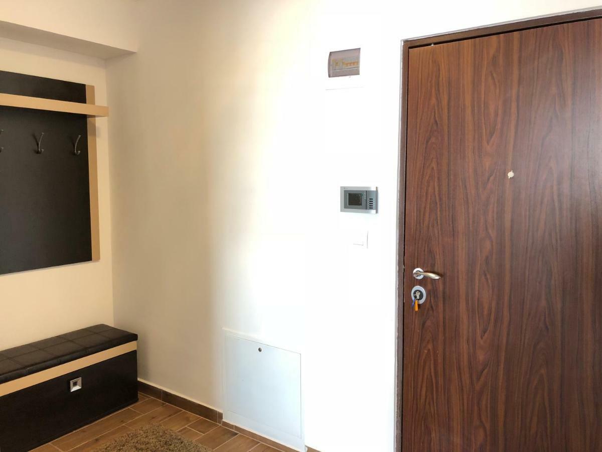 Apartament Studio Jadis 1 Oradea Buitenkant foto